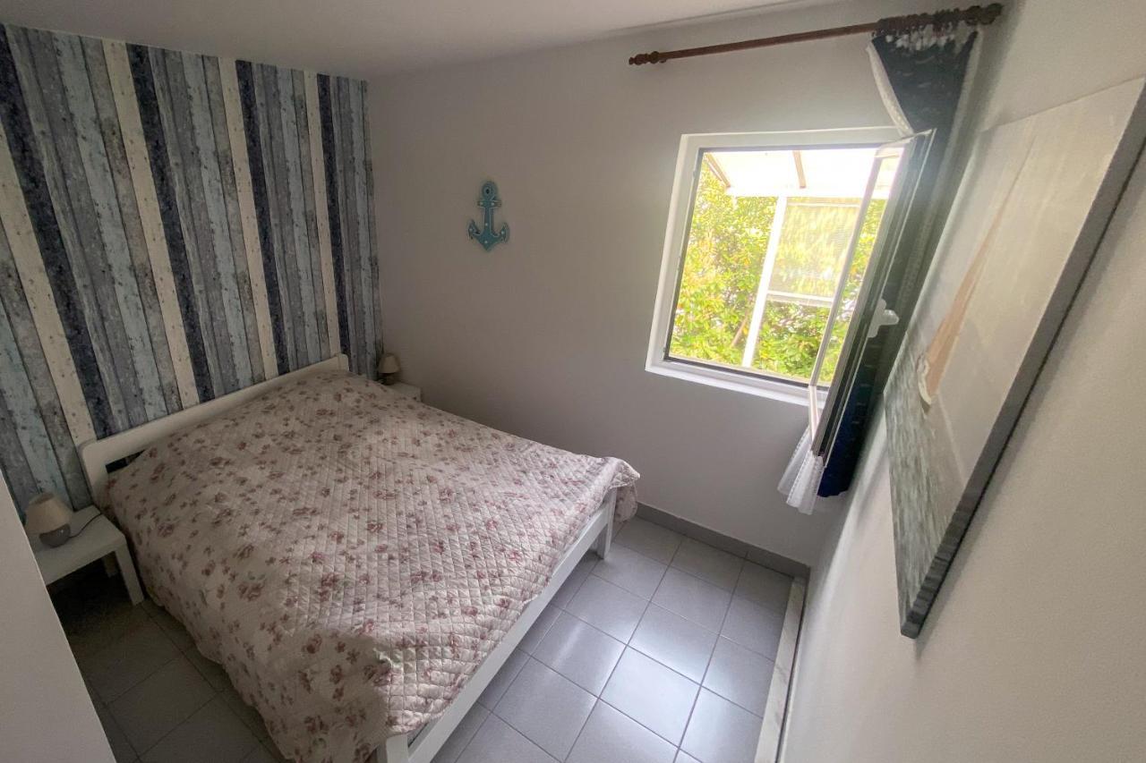 Beach Apartment - 50M From The Beach With Free Parking Biograd Na Moru Eksteriør bilde